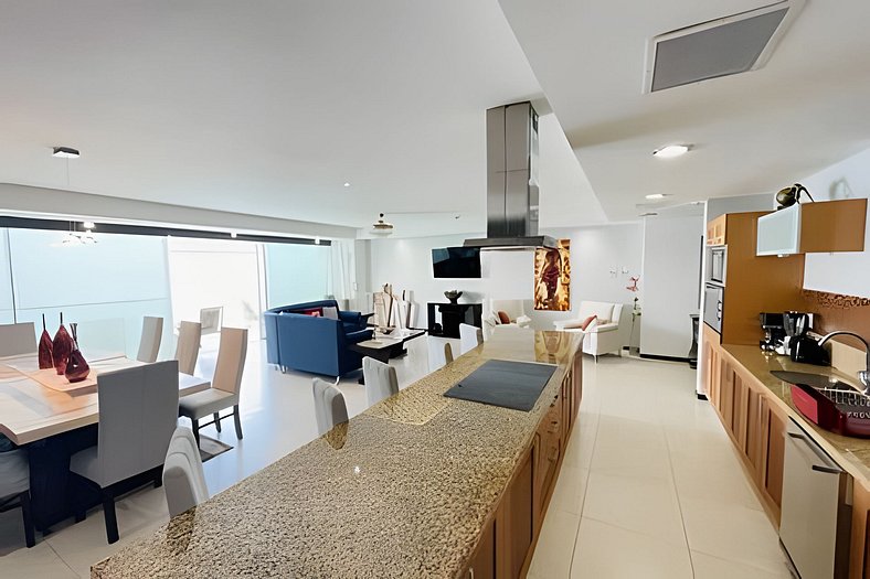 Condominio con las mejores vistas de la bahía